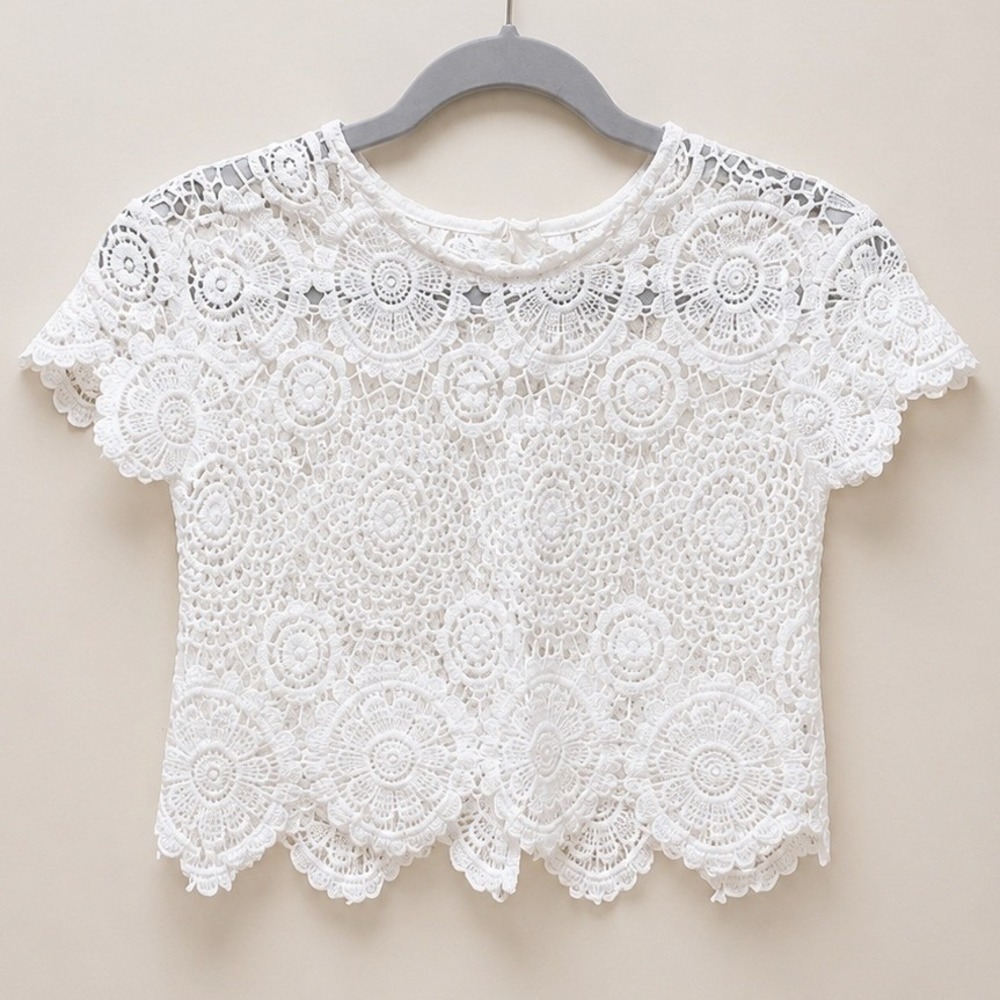 Boho Lace Crochet Top Women's Small White Short Sleeve Scalloped Hem Festival